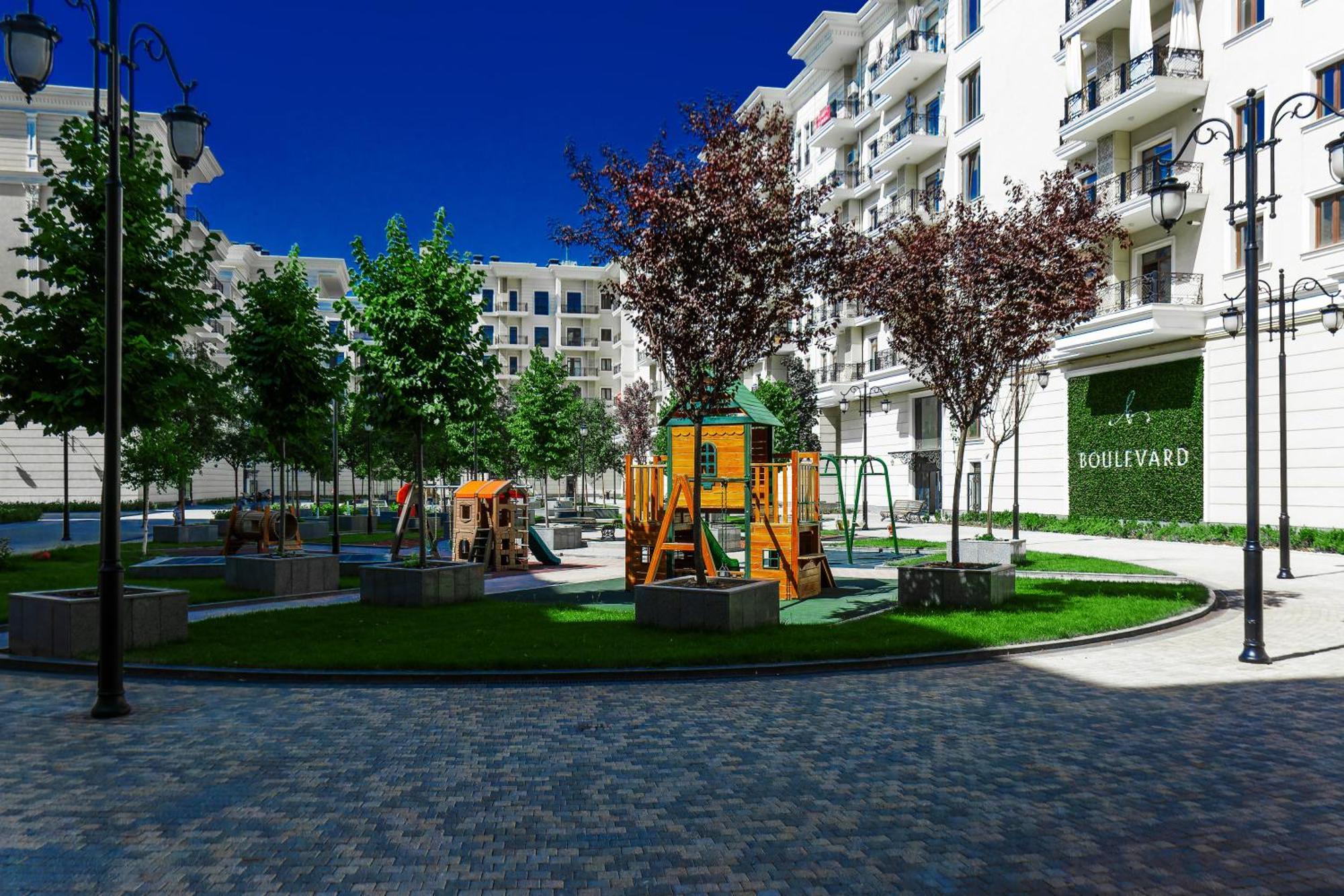 Boulevard 114 Tashkent Exterior photo