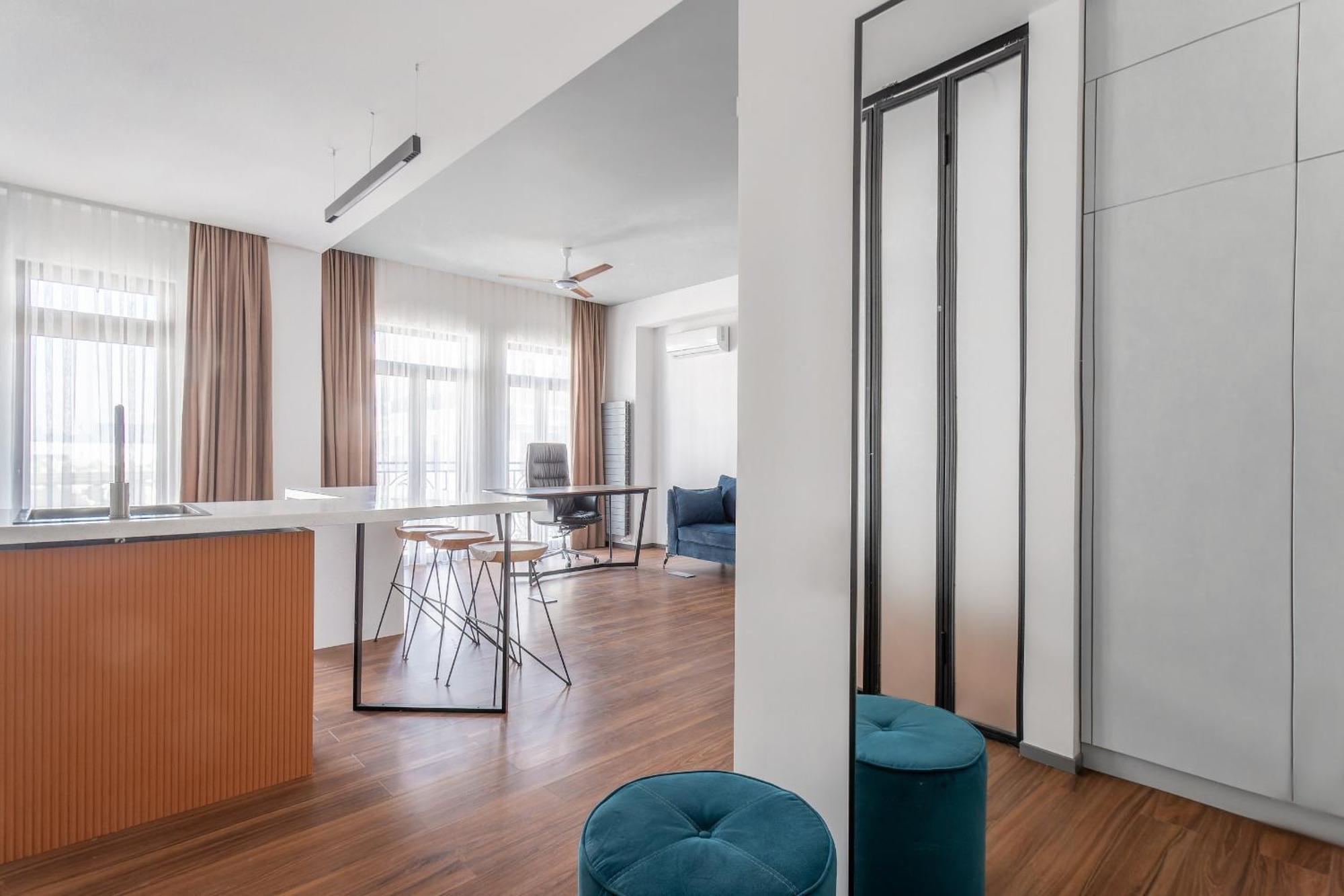 Boulevard 114 Tashkent Exterior photo